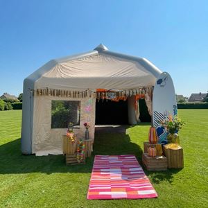 Opblaasbare beachbar 6x5 m Opblaasbare beachbar 6x5 m